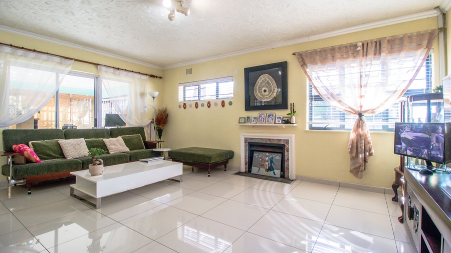 4 Bedroom Property for Sale in Pinelands Western Cape